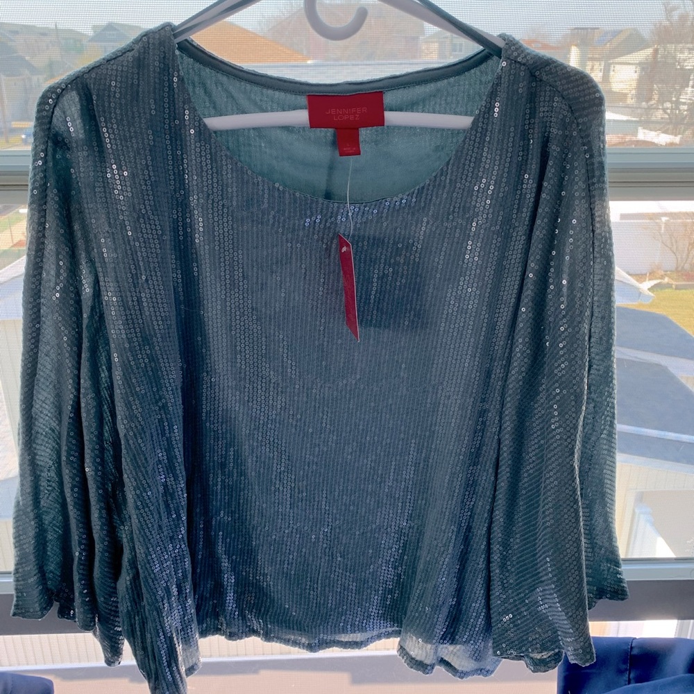 JLO SEQUINED DOLMAN SLEEVE BLOUSE!